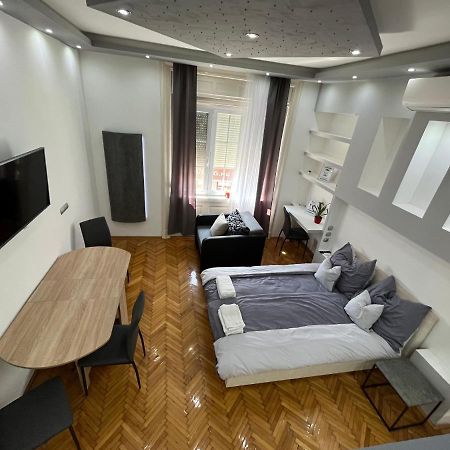 Széchenyi Apartman  Miskolc Exterior foto