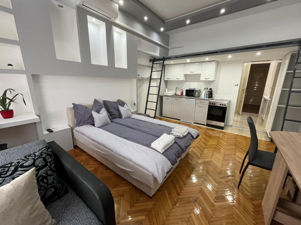 Széchenyi Apartman  Miskolc Exterior foto